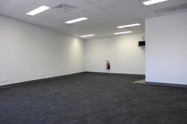 Unit 1/4 Mountain View Kelmscott WA 6111 - Image 2