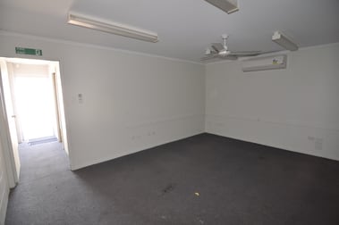 Unit 15, 62 Keane Street Currajong QLD 4812 - Image 3