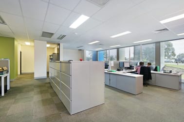 16/2 Ambitious Link Bibra Lake WA 6163 - Image 3