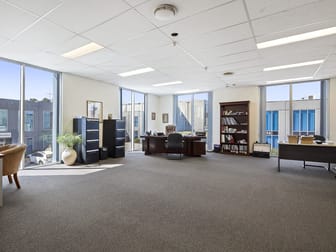 12/137-145 Rooks Road Nunawading VIC 3131 - Image 3