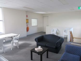 2 Radnor Drive Deer Park VIC 3023 - Image 3