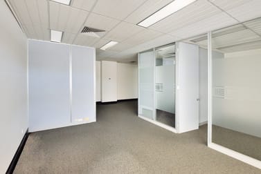 Level 1/38 Kingsway Glen Waverley VIC 3150 - Image 3