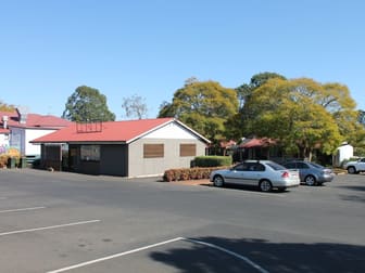 8/10476 New England Highway Highfields QLD 4352 - Image 2