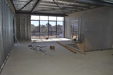 Unit 2, 421 Progress Circuit Prestons NSW 2170 - Image 2