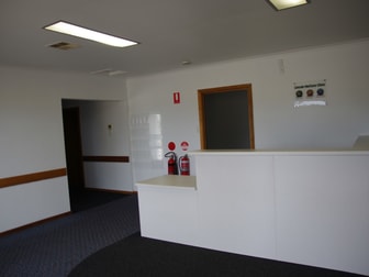 Shop 2/138 Mortlock Tce Port Lincoln SA 5606 - Image 2