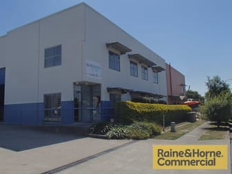2a/5 Stockwell Place Archerfield QLD 4108 - Image 1
