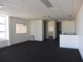1/71 Ricky Way Epping VIC 3076 - Image 3