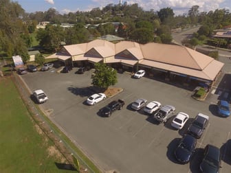 2/1 Marilyn Terrace Eatons Hill QLD 4037 - Image 2