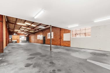 8 Olive Grove Ringwood VIC 3134 - Image 2