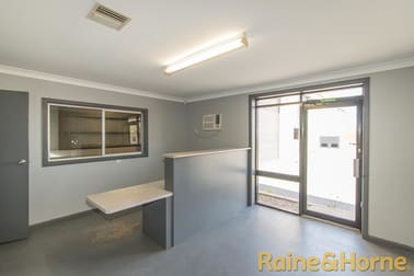 3/37-39 Douglas Mawson Road Dubbo NSW 2830 - Image 3
