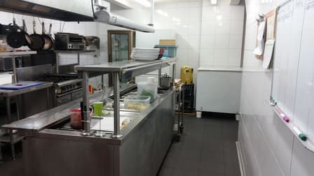 Kitchen/33 Station Street Bowral NSW 2576 - Image 3