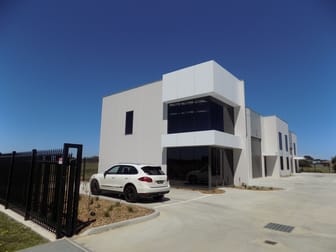 8/34-36 Graham Daff Boulevard Braeside VIC 3195 - Image 1