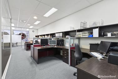 2/1012 Doncaster Road Doncaster East VIC 3109 - Image 3