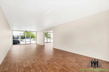 1,50 Hornibrook Espl Clontarf QLD 4019 - Image 2
