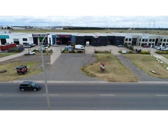 19 Westwood Drive Ravenhall VIC 3023 - Image 1
