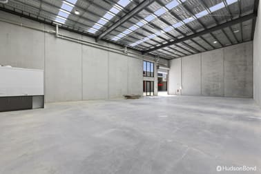10/21 Cook Road Mitcham VIC 3132 - Image 2