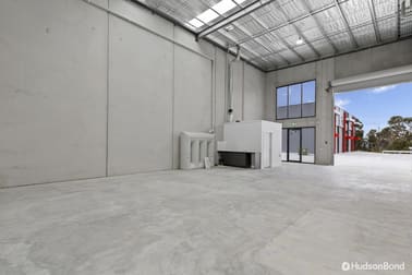 8/21 Cook Road Mitcham VIC 3132 - Image 3