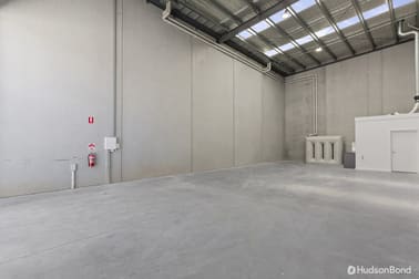 17/21 Cook Road Mitcham VIC 3132 - Image 2