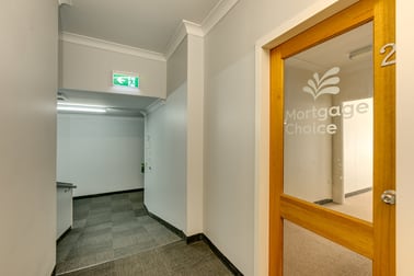 2/70 Edith Street Wynnum QLD 4178 - Image 3