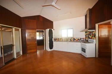 7 Livingstone Street Broome WA 6725 - Image 2