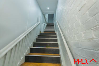 Upstairs 2/312 Peel Street Tamworth NSW 2340 - Image 3