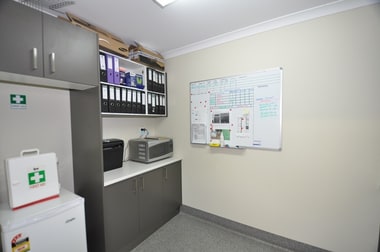 2/18 Matchett Drive East Bendigo VIC 3550 - Image 3