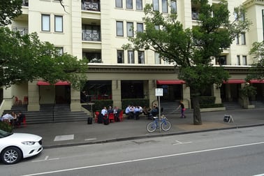 Unit 609/370 St Kilda Rd Melbourne 3004 VIC 3004 - Image 3
