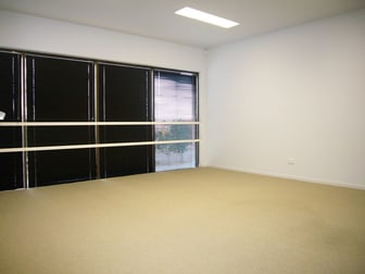 6/240 Brisbane Road Arundel QLD 4214 - Image 1