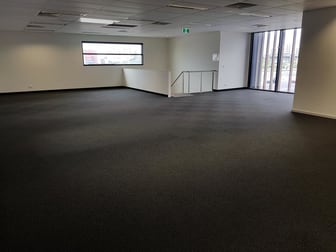 Unit 2/40-44 Cook Street Port Melbourne VIC 3207 - Image 3