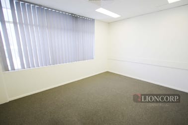 Upper Mount Gravatt QLD 4122 - Image 2