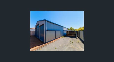 1 Chelmsford Place Arundel QLD 4214 - Image 2