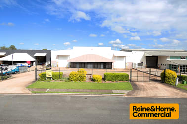 27 Achievement Crescent Acacia Ridge QLD 4110 - Image 2