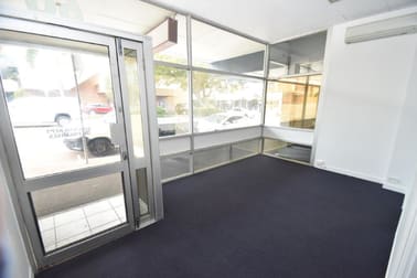 60 Blackwood Street Townsville City QLD 4810 - Image 2