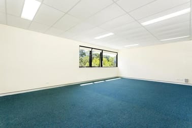 8/3 Apollo Street Warriewood NSW 2102 - Image 3