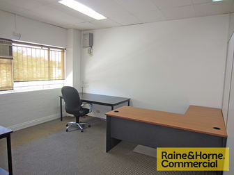 Hamilton QLD 4007 - Image 2