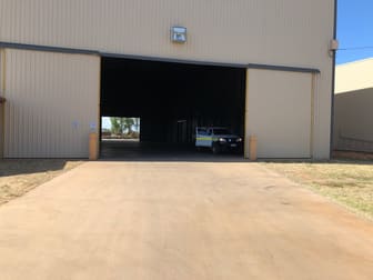 11 Cottonview Road Emerald QLD 4720 - Image 3