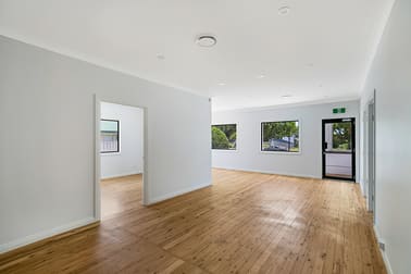 208 James Street South Toowoomba QLD 4350 - Image 3