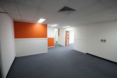 207 Currumburra Road RH Ashmore QLD 4214 - Image 2