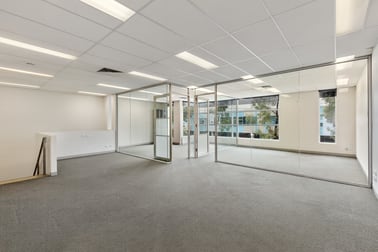 14/21 Sabre Drive Port Melbourne VIC 3207 - Image 3