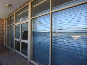 2/9 Robinson Road Rockingham WA 6168 - Image 2
