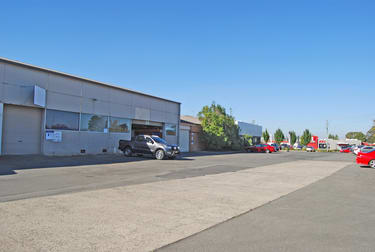 1/209 Gillies Street North Wendouree VIC 3355 - Image 1