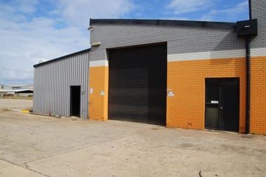 4/152 Lake Road Port Macquarie NSW 2444 - Image 1