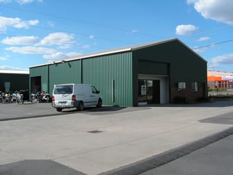 1/203-205 Woodward Road Golden Square VIC 3555 - Image 2