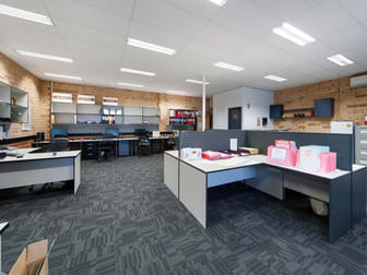 4/9 Hayden Court Myaree WA 6154 - Image 2
