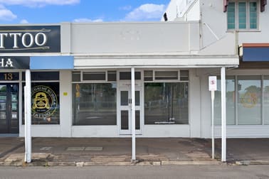 2/11 Ingham Road West End QLD 4810 - Image 2