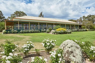 3 Belvoir Park Road Bendigo VIC 3550 - Image 1