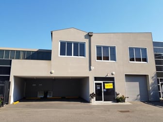 Unit 3/Unit 3, 343 Plummer Street Port Melbourne VIC 3207 - Image 1