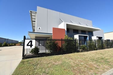 Unit 1/4 Metal Pit Drive Mayfield West NSW 2304 - Image 1