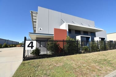 Unit 1/4 Metal Pit Drive Mayfield West NSW 2304 - Image 1