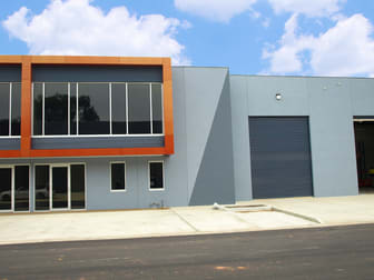 4 Chang Loop Croydon VIC 3136 - Image 1
